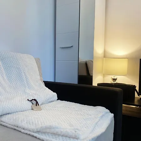 Cozy Corner Apartment Constanta